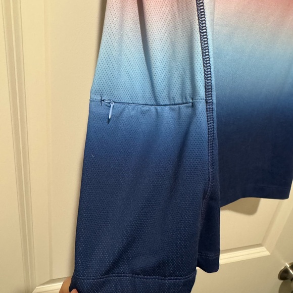 Aubrion Pink and Blue Ombre Short Sleeve Horseback riding top, size large - Picture 5 of 5